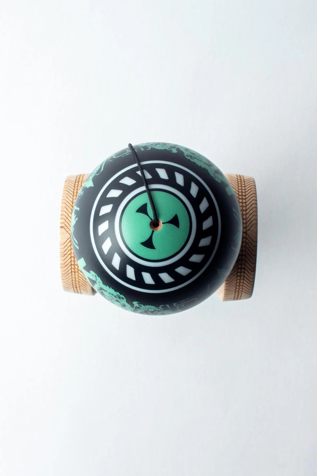 Sweets Kendama ' KOMPANY GLOBAL ' Legend Shape