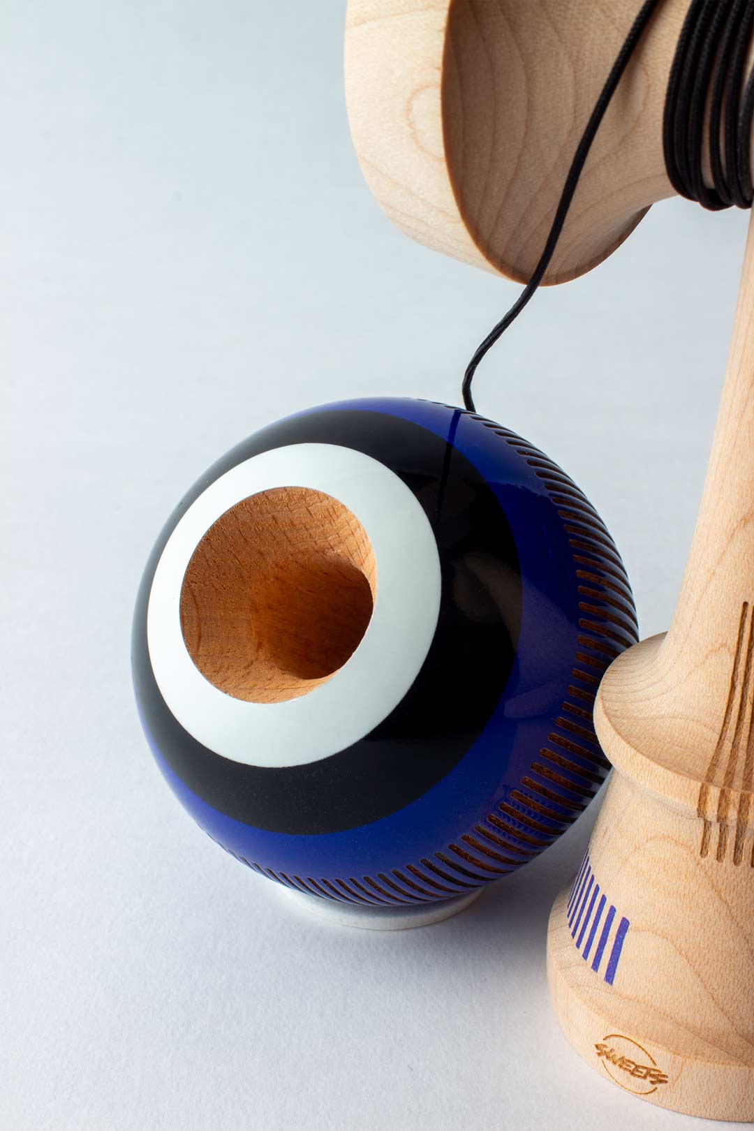 Sweets Kendama ' Broken Bones Ultra Navy ' Broken Shape