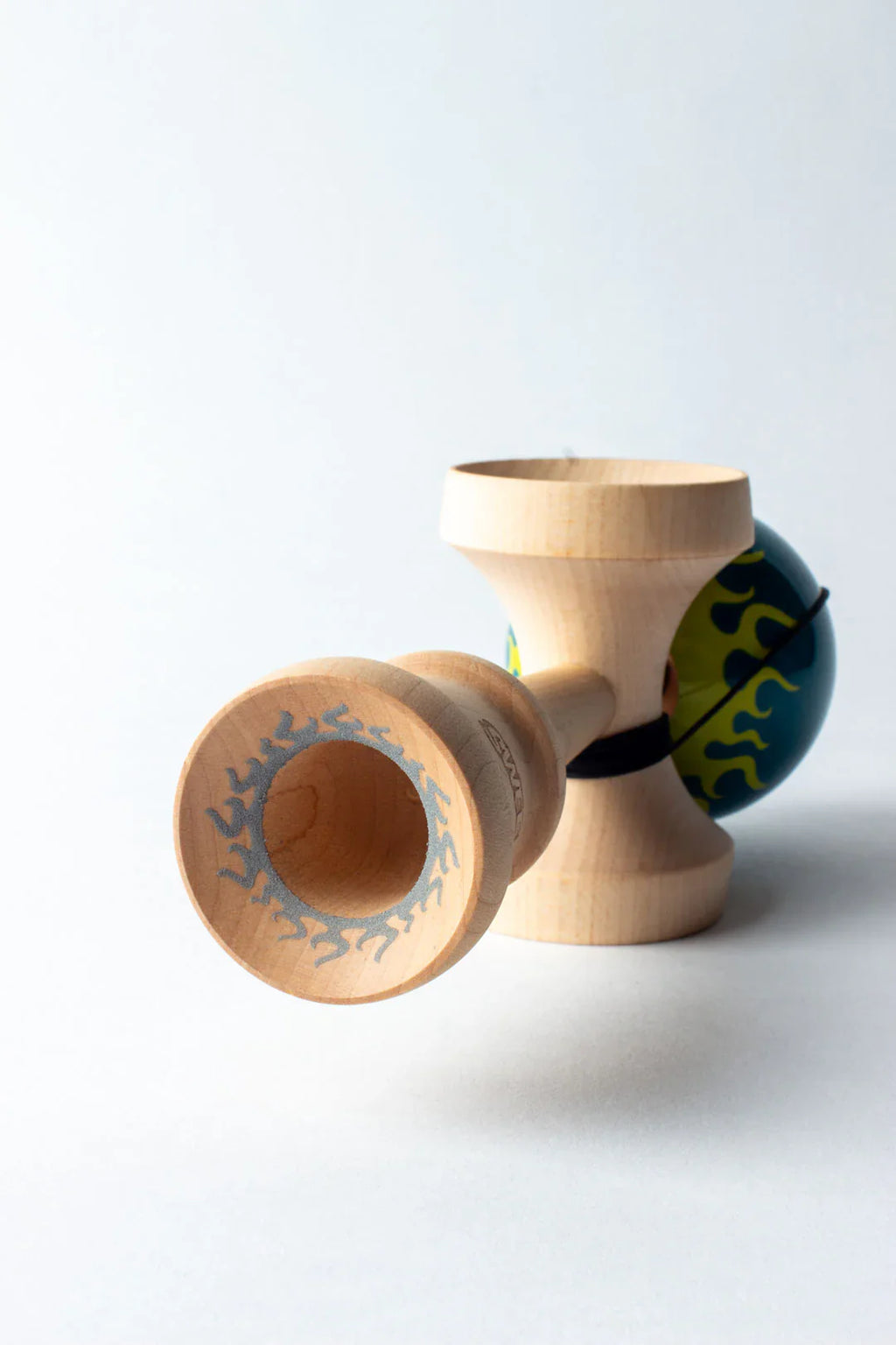 Sweets Kendama ' Cooper Eddy Pro Mod ' Legend Shape