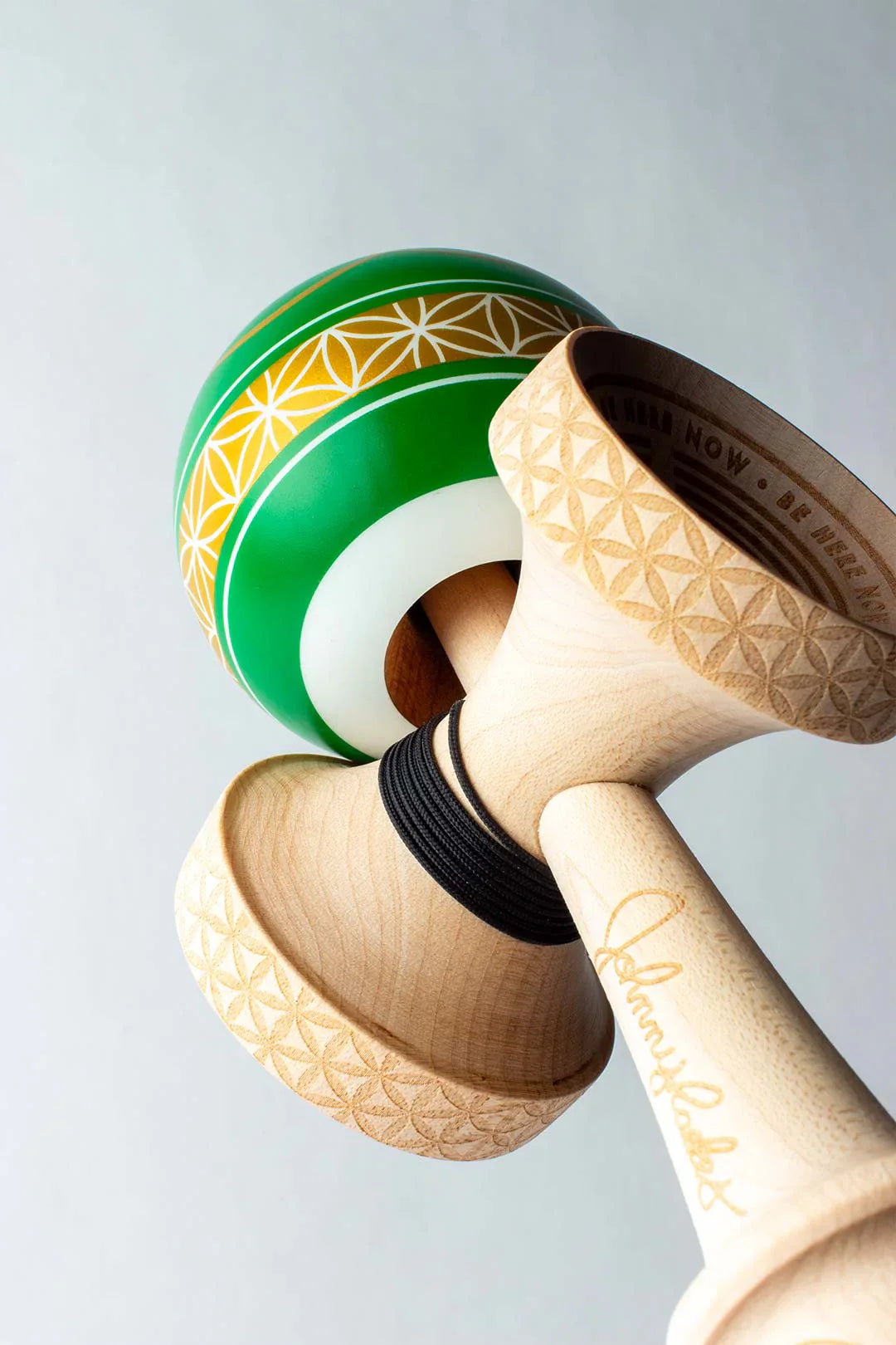 Sweets Kendama ' Horizon Fade Pink Yellow ' Cushion Clear