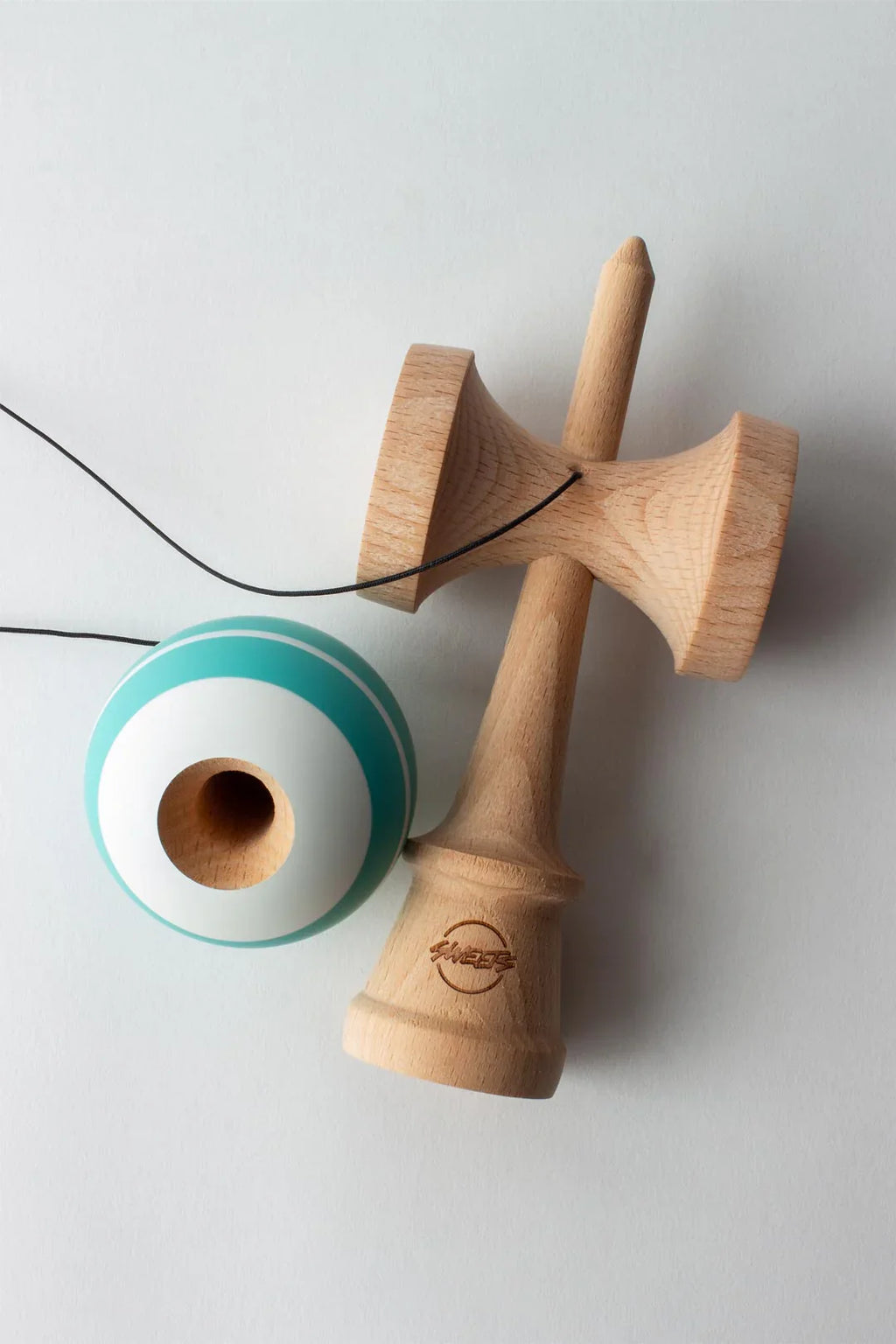 Sweets Kendama ' Tracker Seafoam '